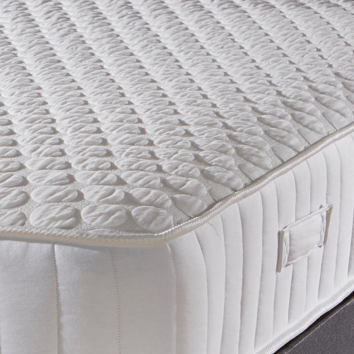 Deluxe Beds Latex Ludlow 1000 Pocket Mattress